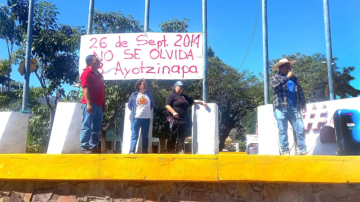 ayotzis1