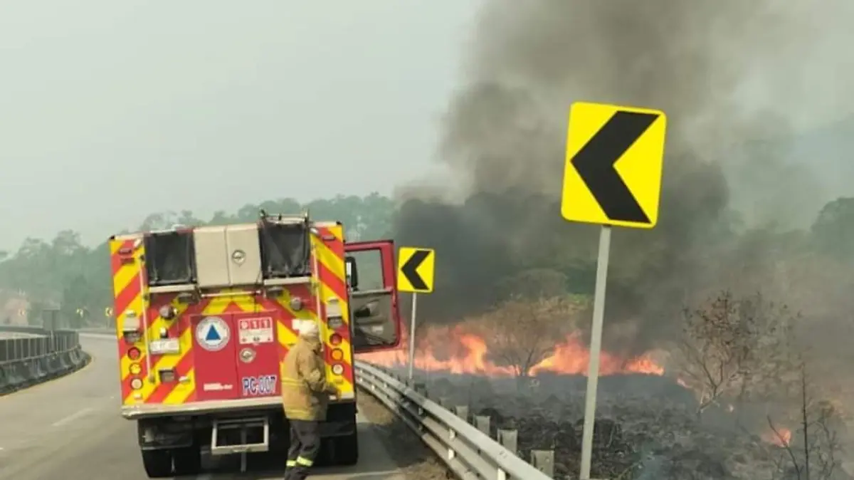 Incendio-Autopista