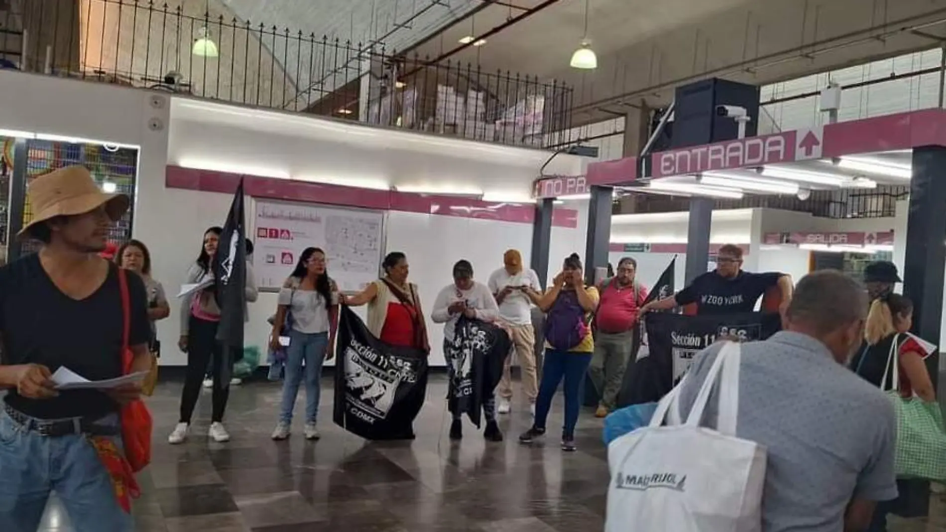 protesta-cetegistas-metro-cdmx-1