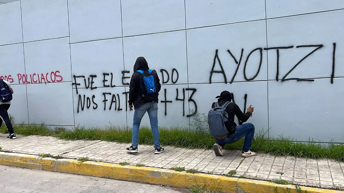 ayotzinapos2