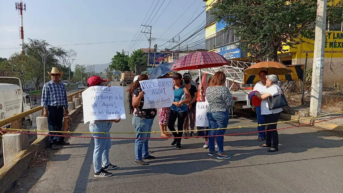 bloqueo-agua-chilpancingo