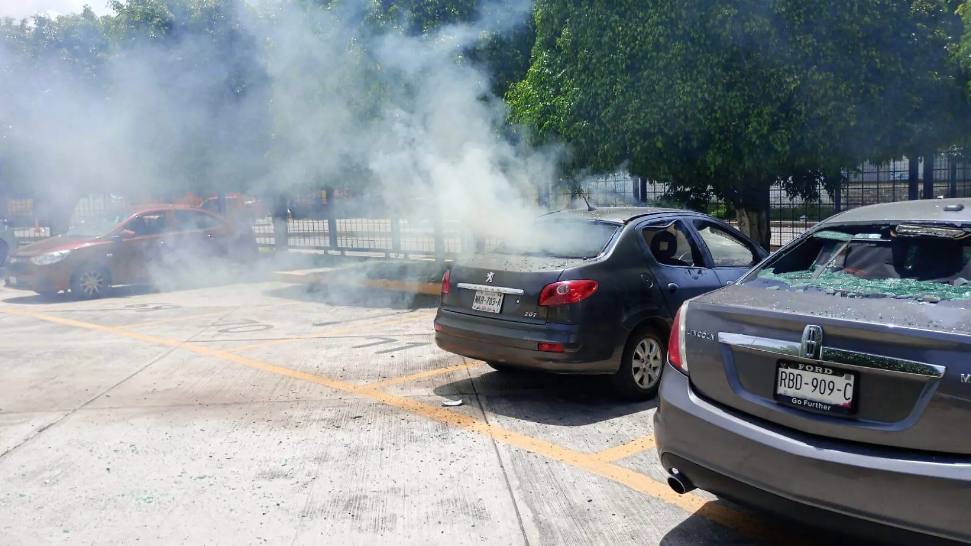 Incendio-Autos-Congreso