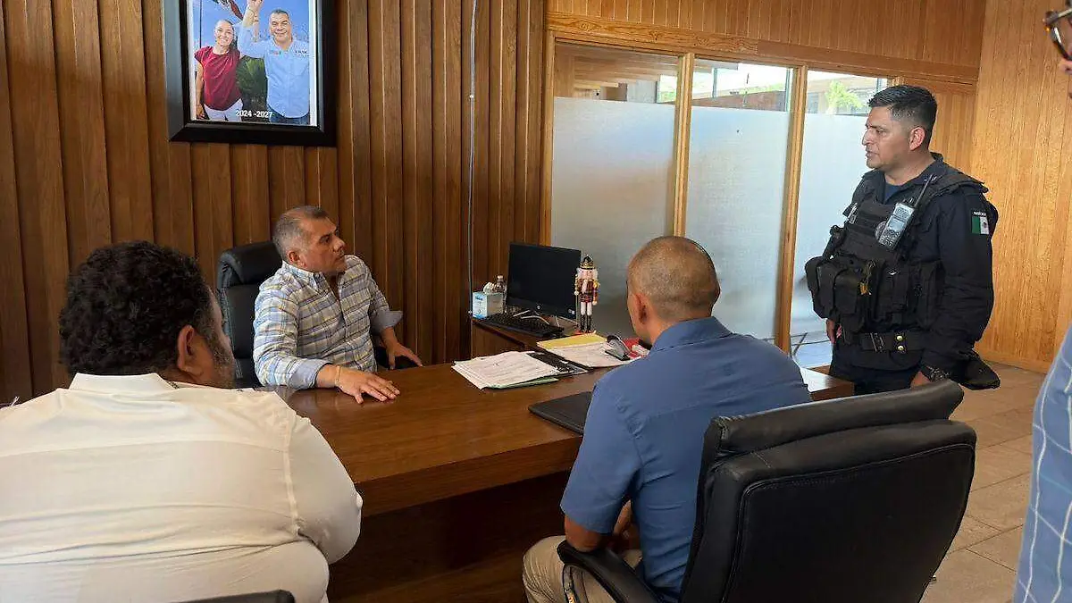 reunion-autoridades-gobierno-iguala-1