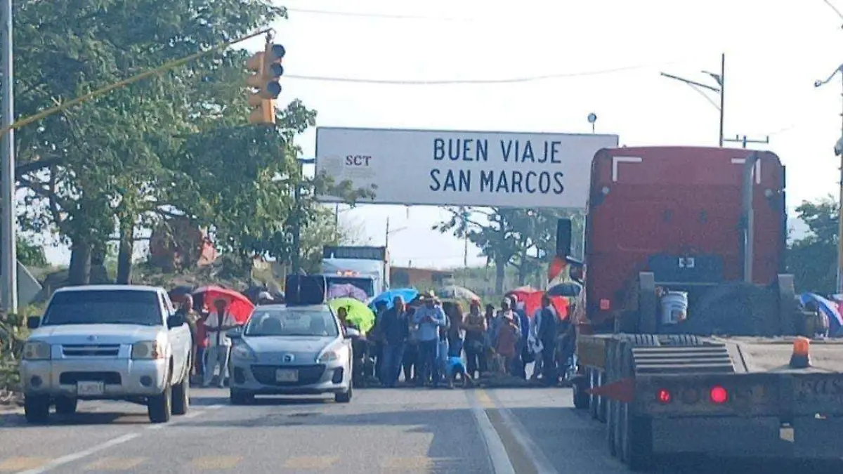 Bloqueo-Carretera-Federal