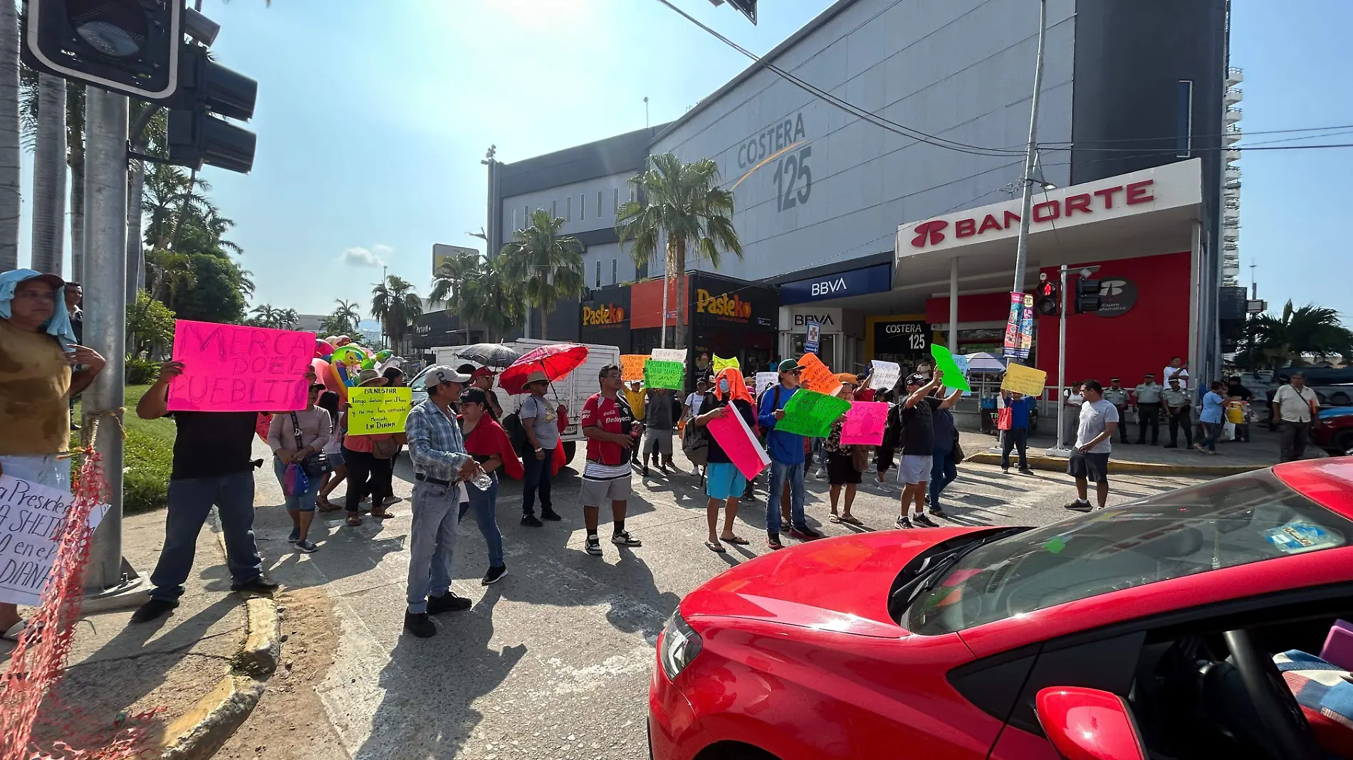 comerciantes-bloquean-costera