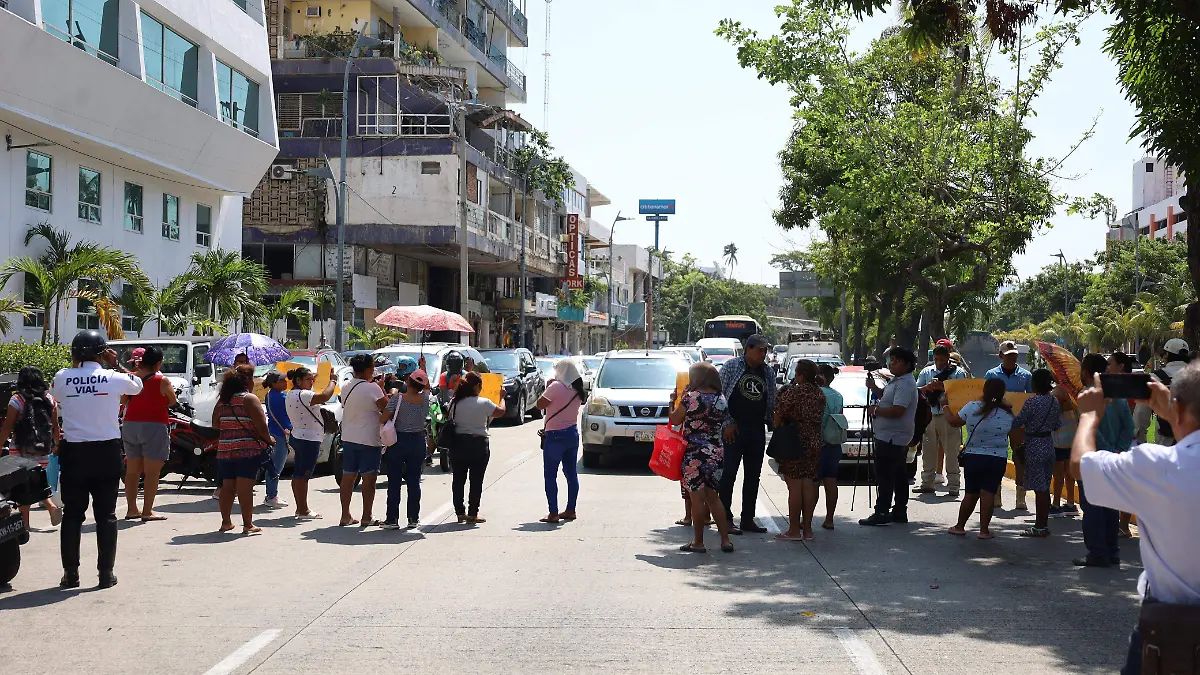 Acapulco-Bloqueo-Agua