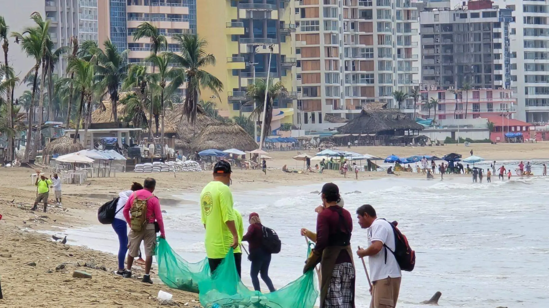 Basura-Limpieza-Playas