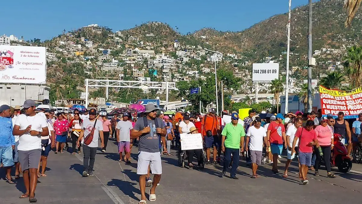 Restauranteros-Puerto Marqués