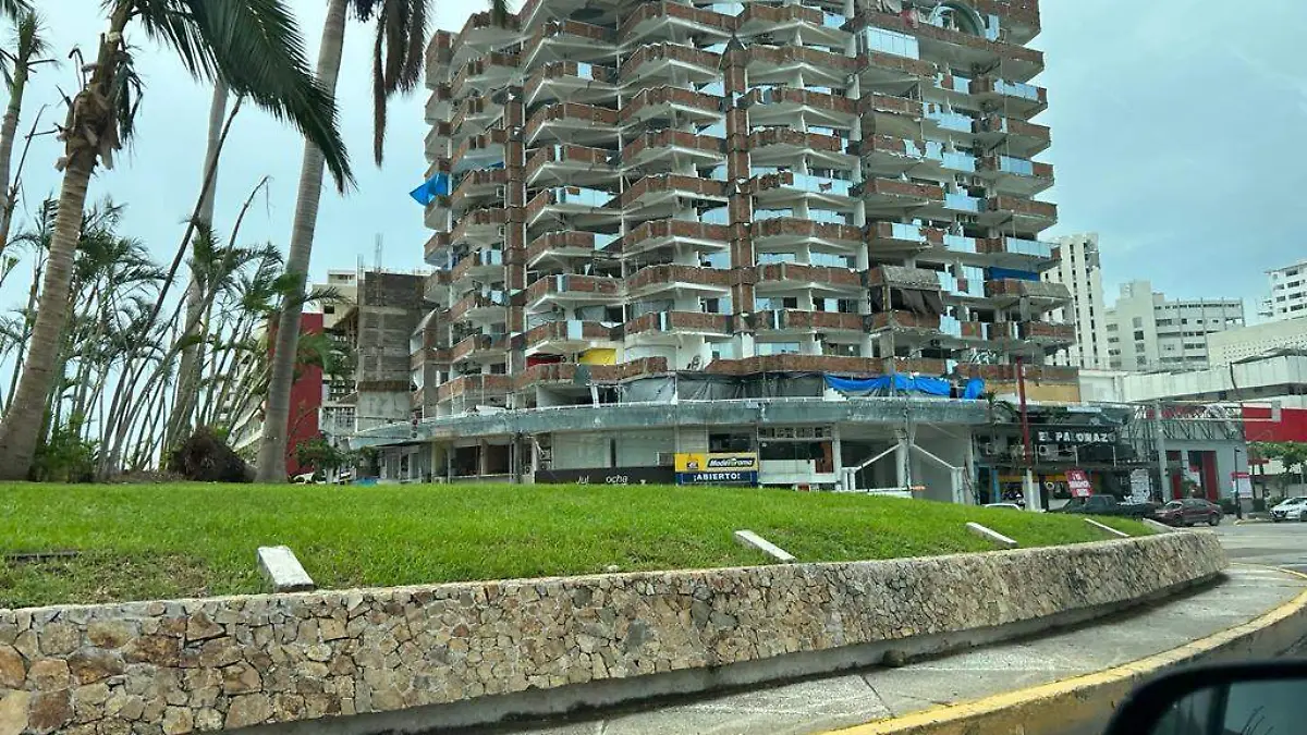 daños hoteles acapulco otis