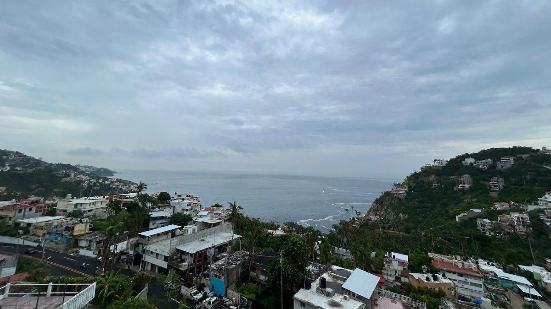 nubes-lluvia-acapulco-2