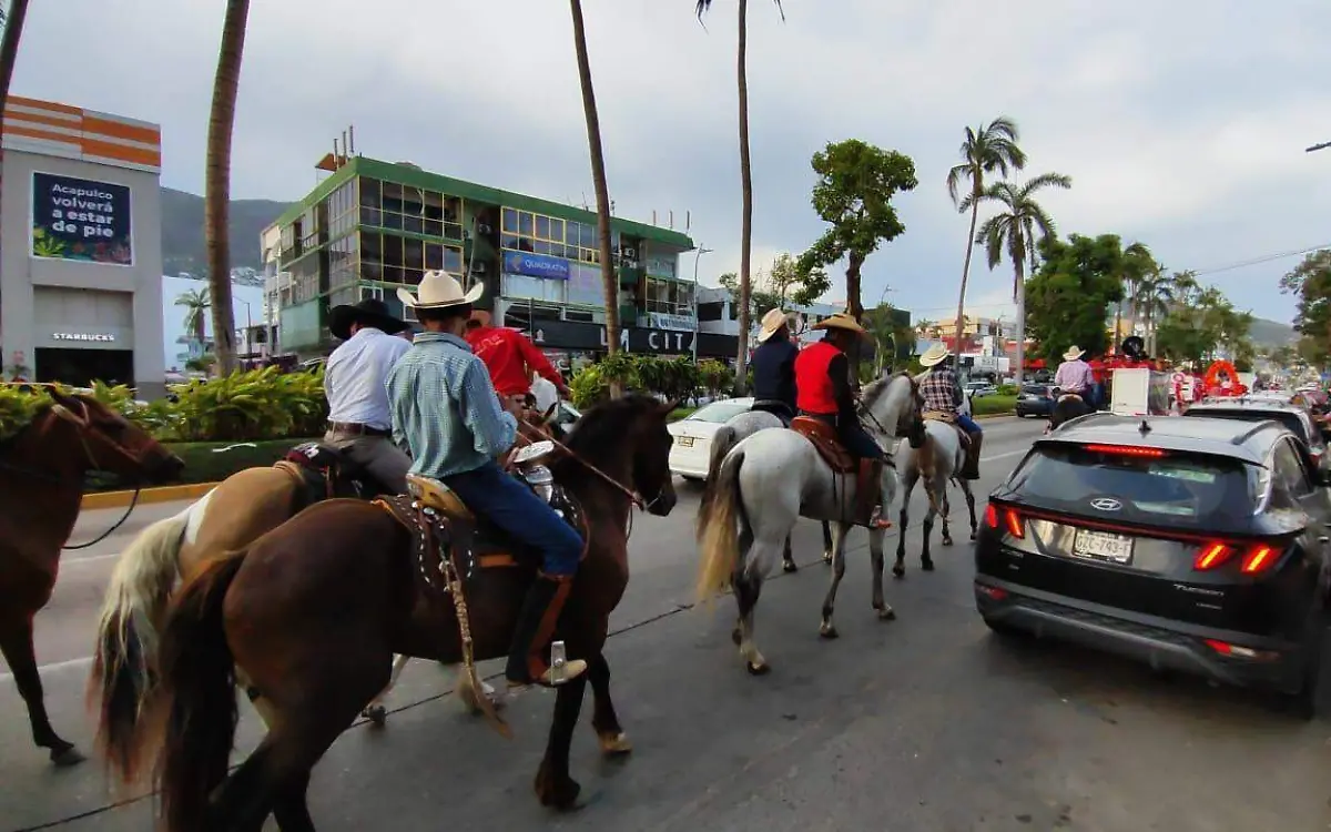 cabalgata-san-juan-acapulco-1