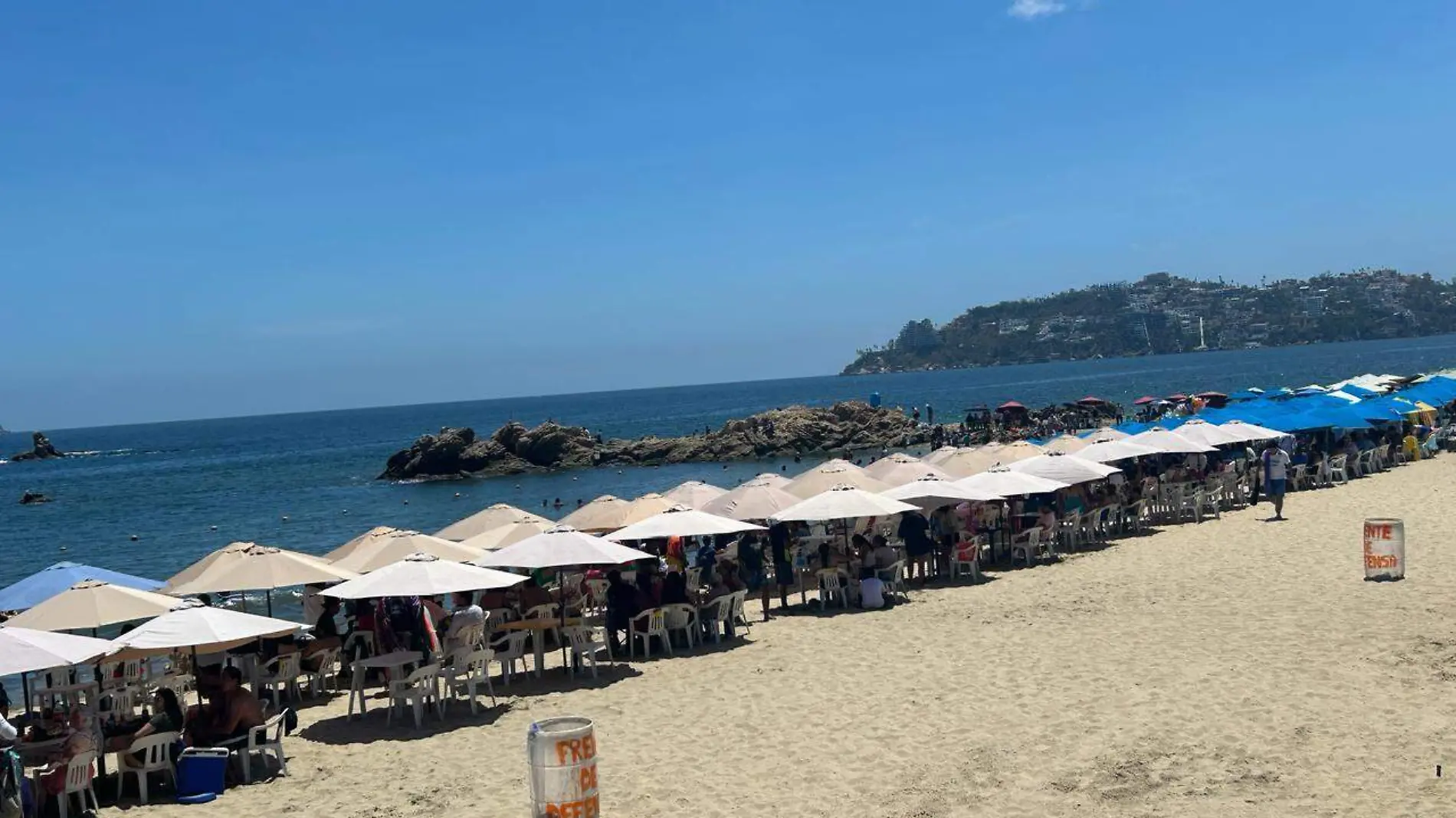 Playa-Papagayo-Abusos