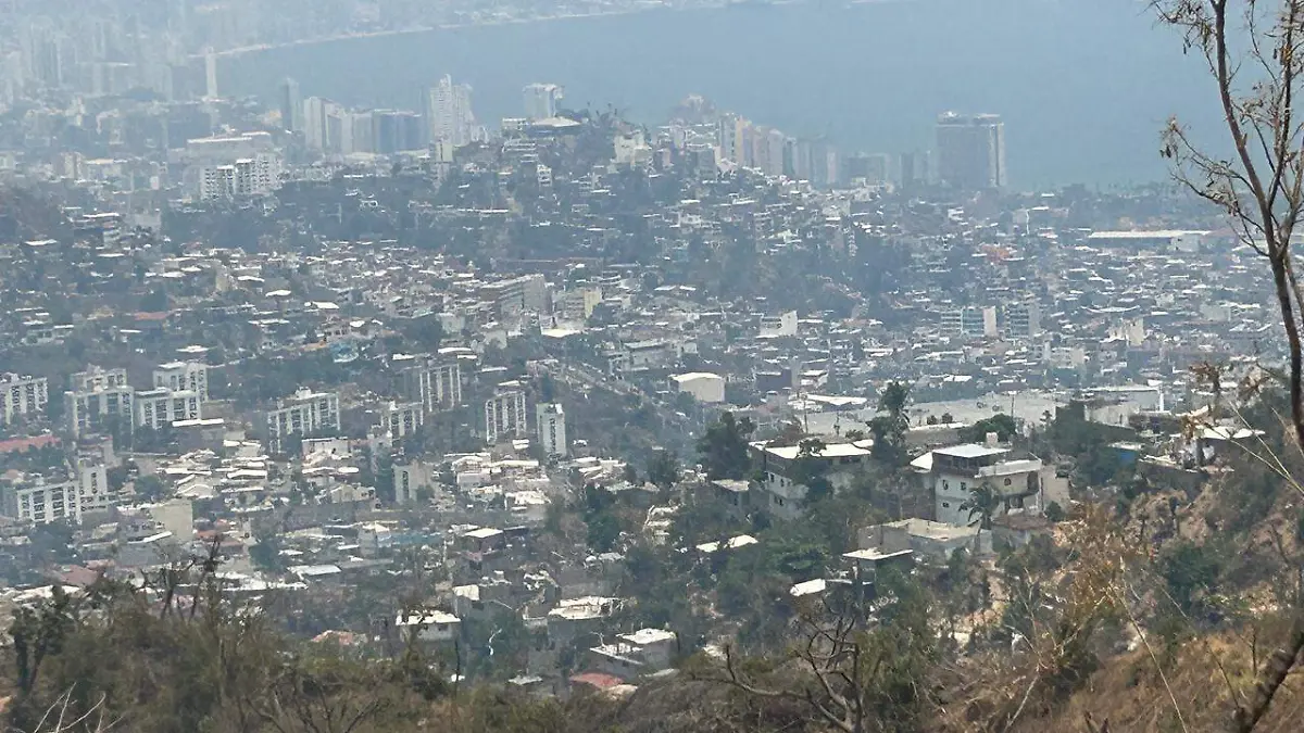 Acapulco-Lleno-Humo