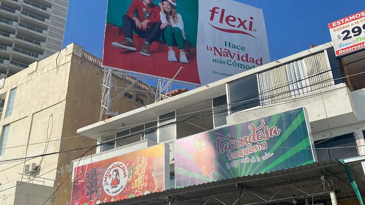 espectaculares acapulco2
