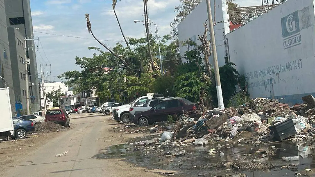 CALLES CON BASURA ACA