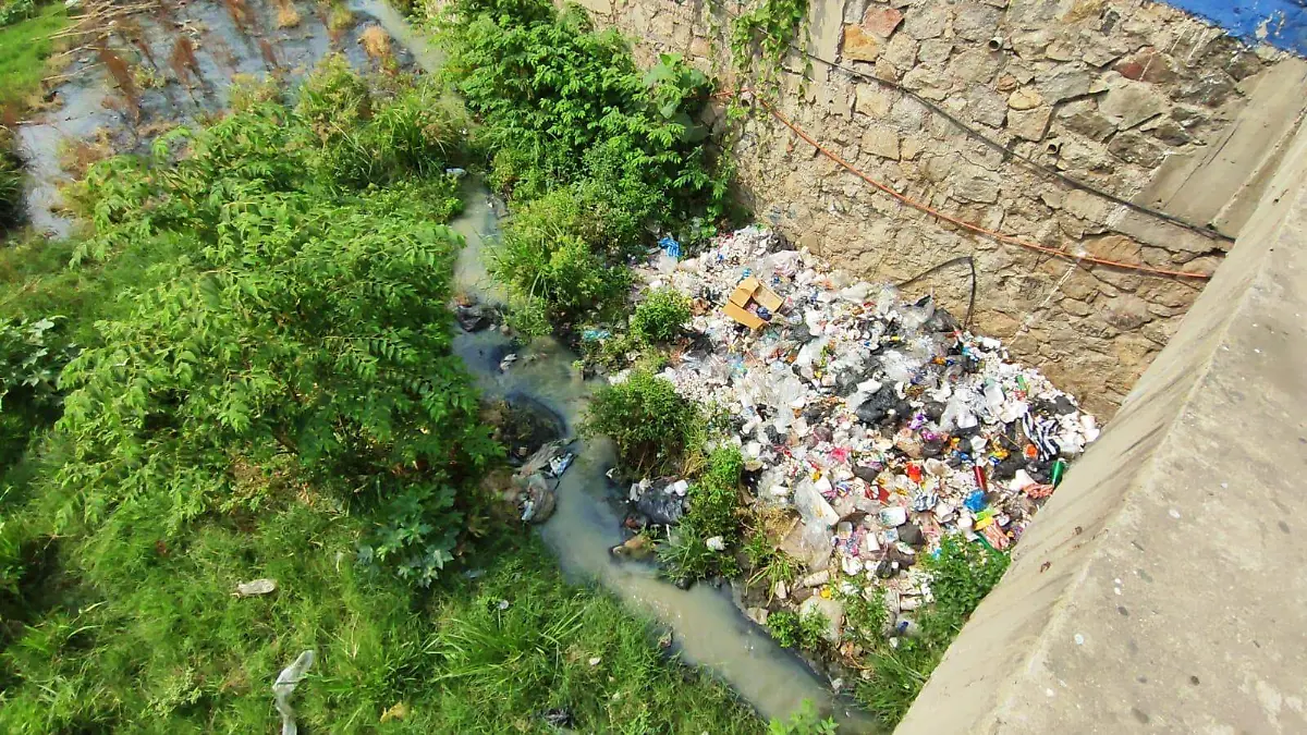 Canales-Basura-Acapulco