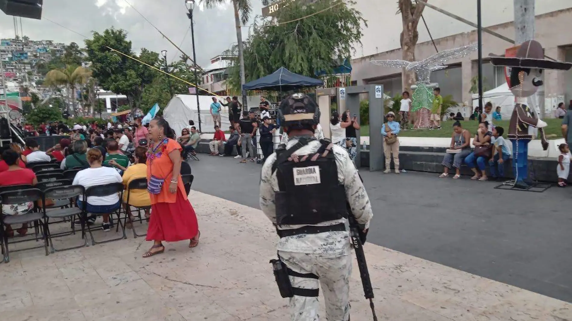 operativo-seguridad-zocalo-acapulco-2