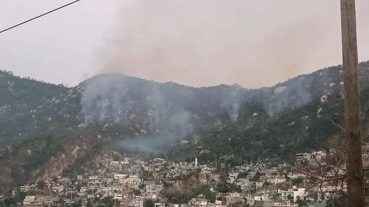 Acapulco-Incendio-Forestal