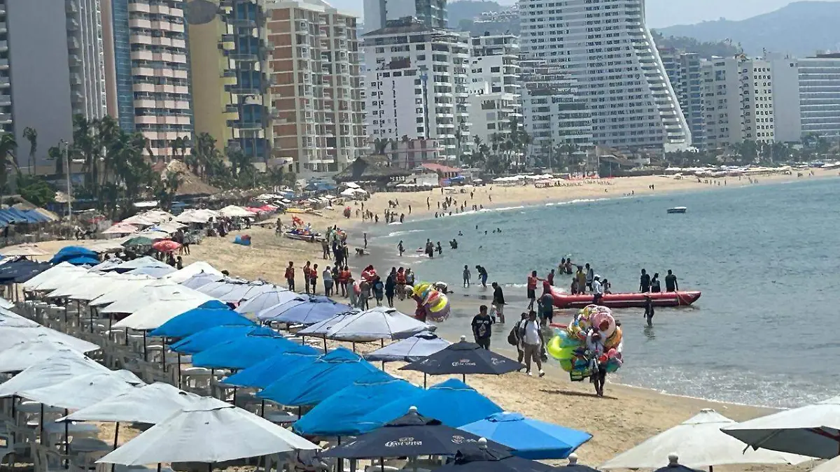 Playa-Abusos-Turistas