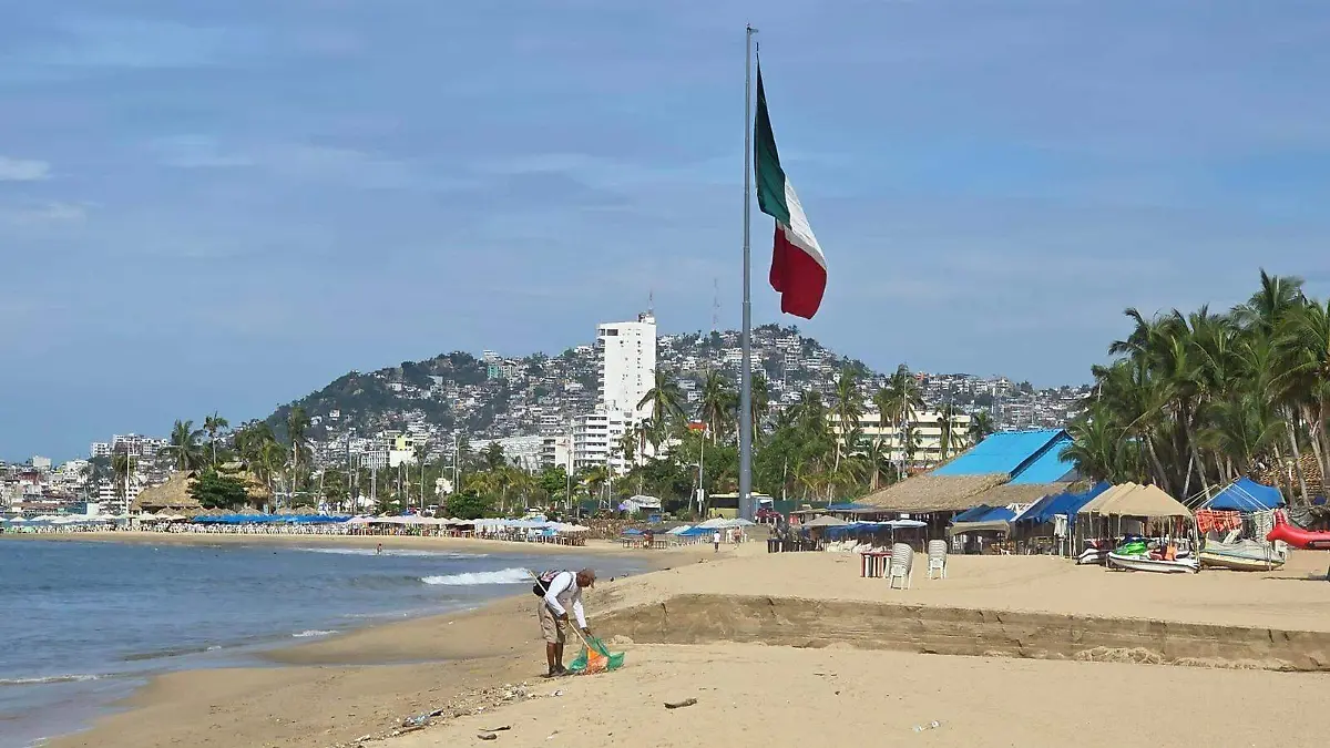 Limpieza-Playas-Acapulco-Promotora