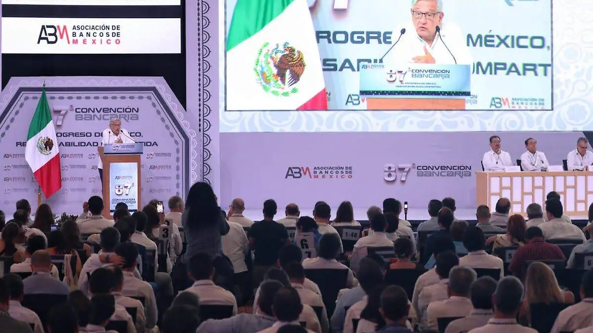 amlo-convencion-bancaria-acapulco