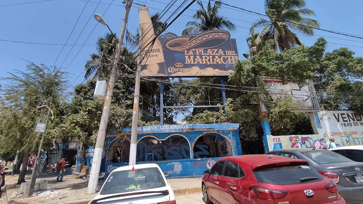 plaza1