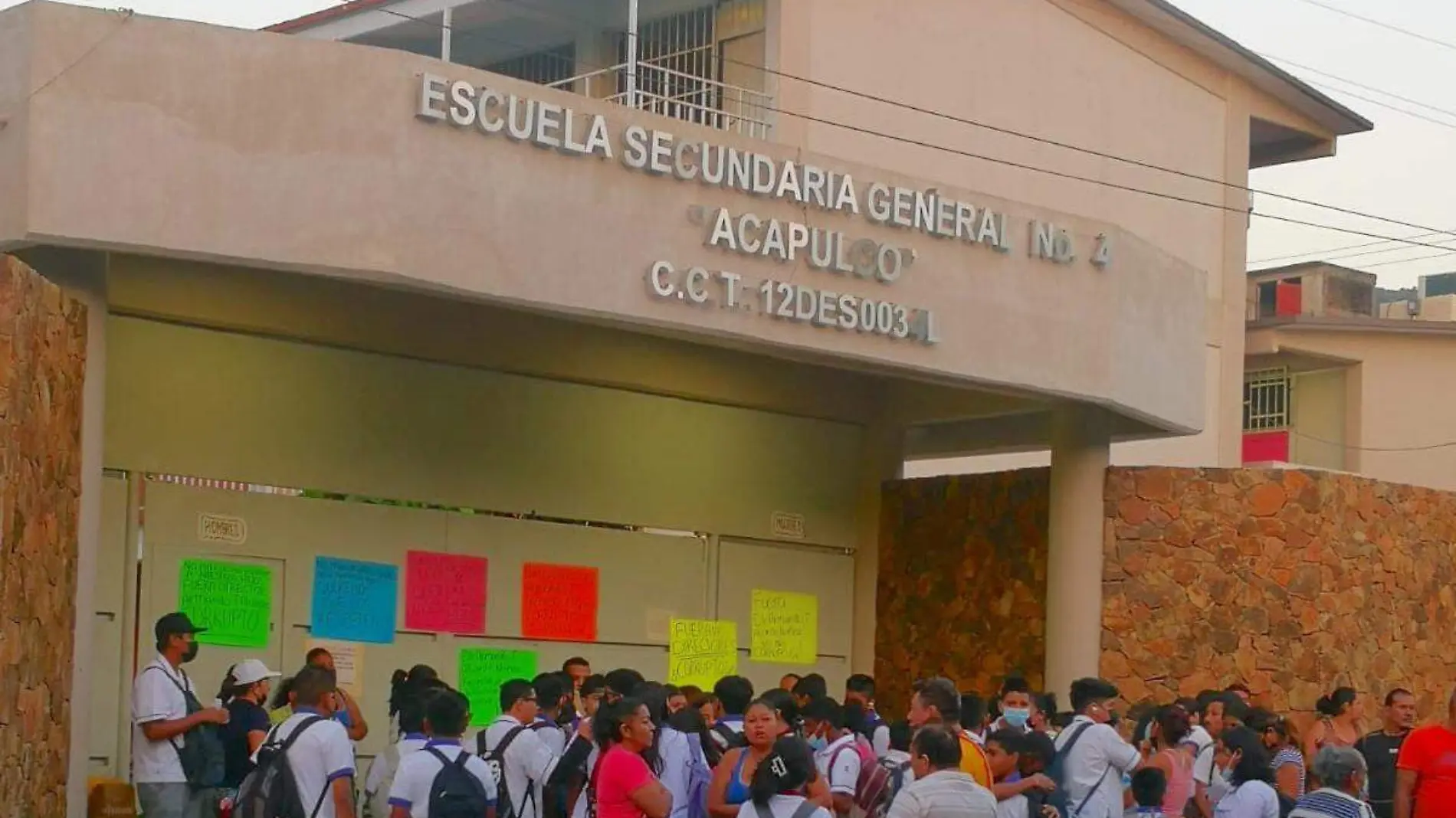 ESCUELA