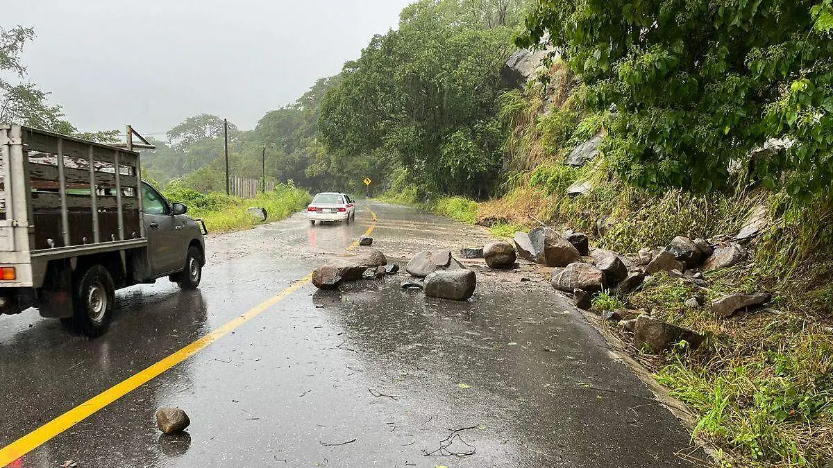 tomernta tropical Otis Guerrero