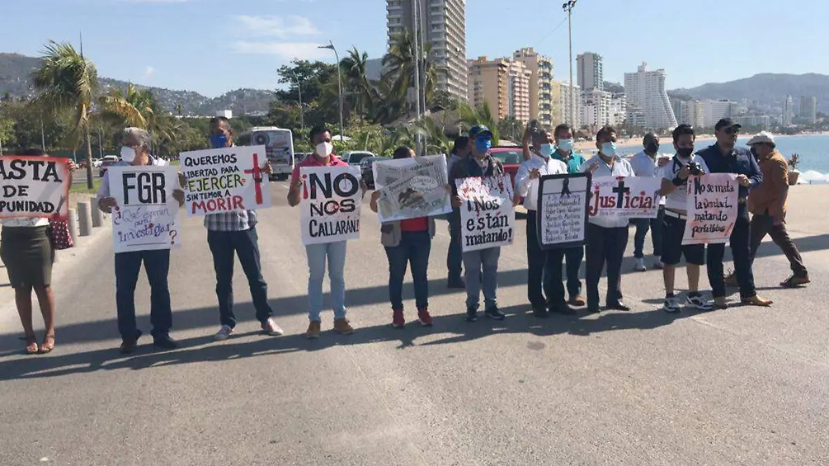 PERIODISTAS
