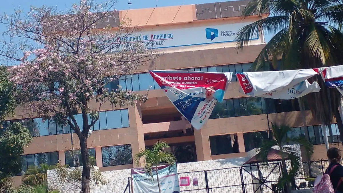 ESCUELAS