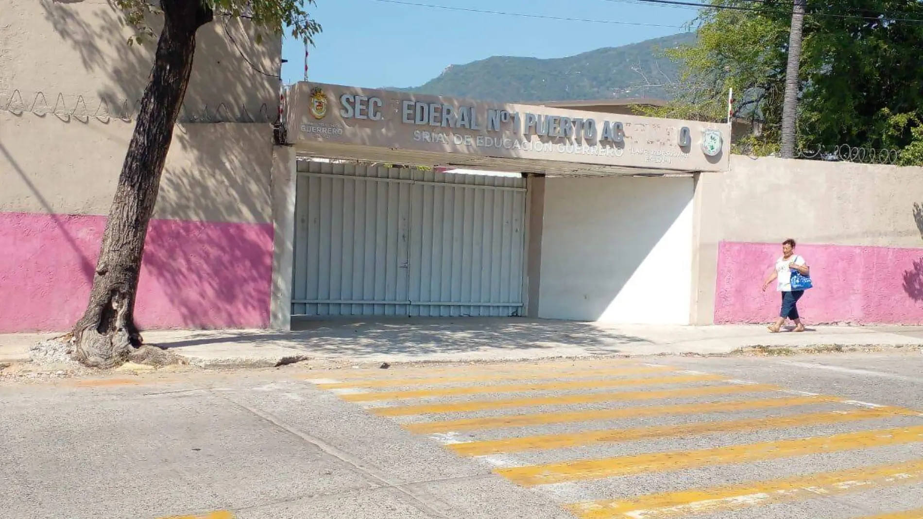 ESCUELA