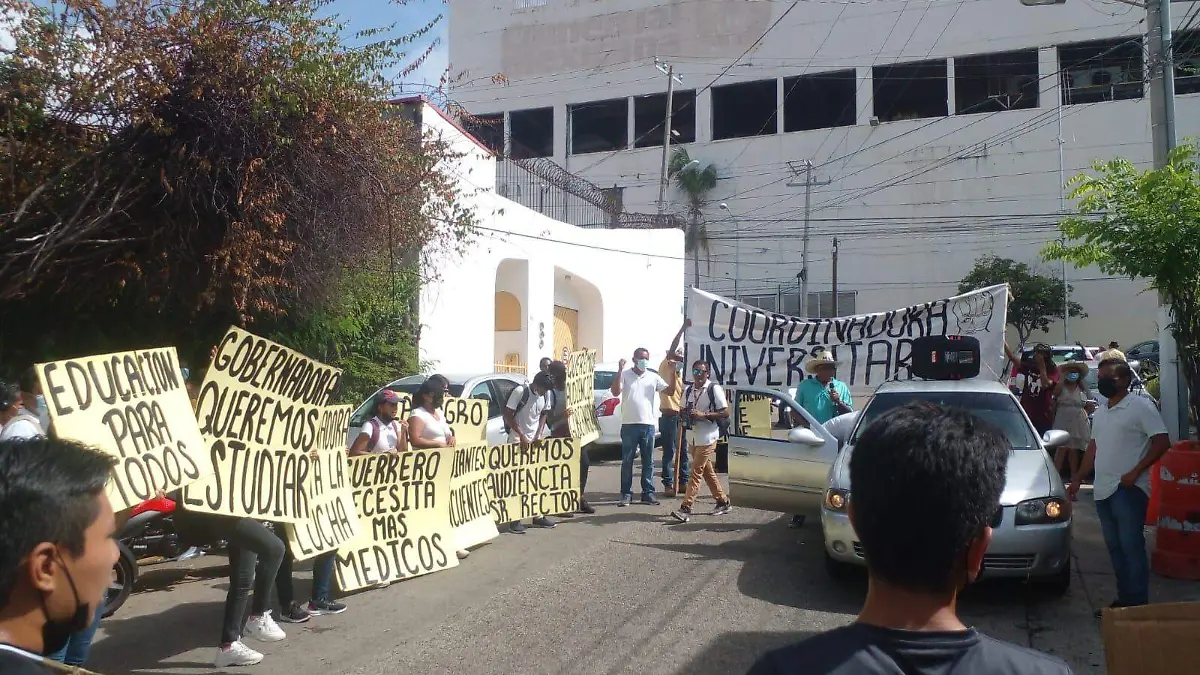 PROTESTA