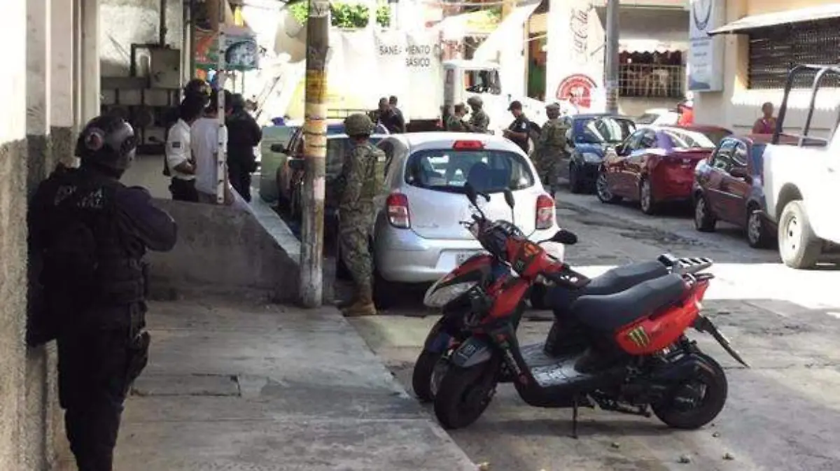 Policía asalto Acapulco México