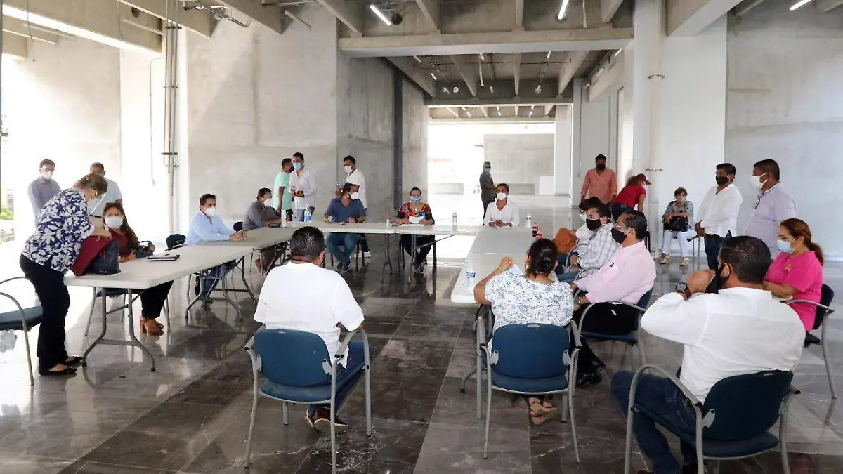 reunion adela con suspeg