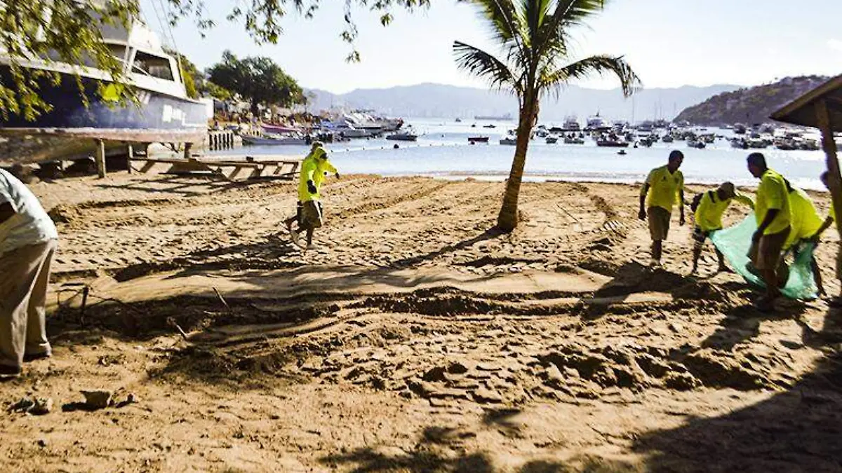 Acapuclo playa manzanillo trabajos de mejoramiento
