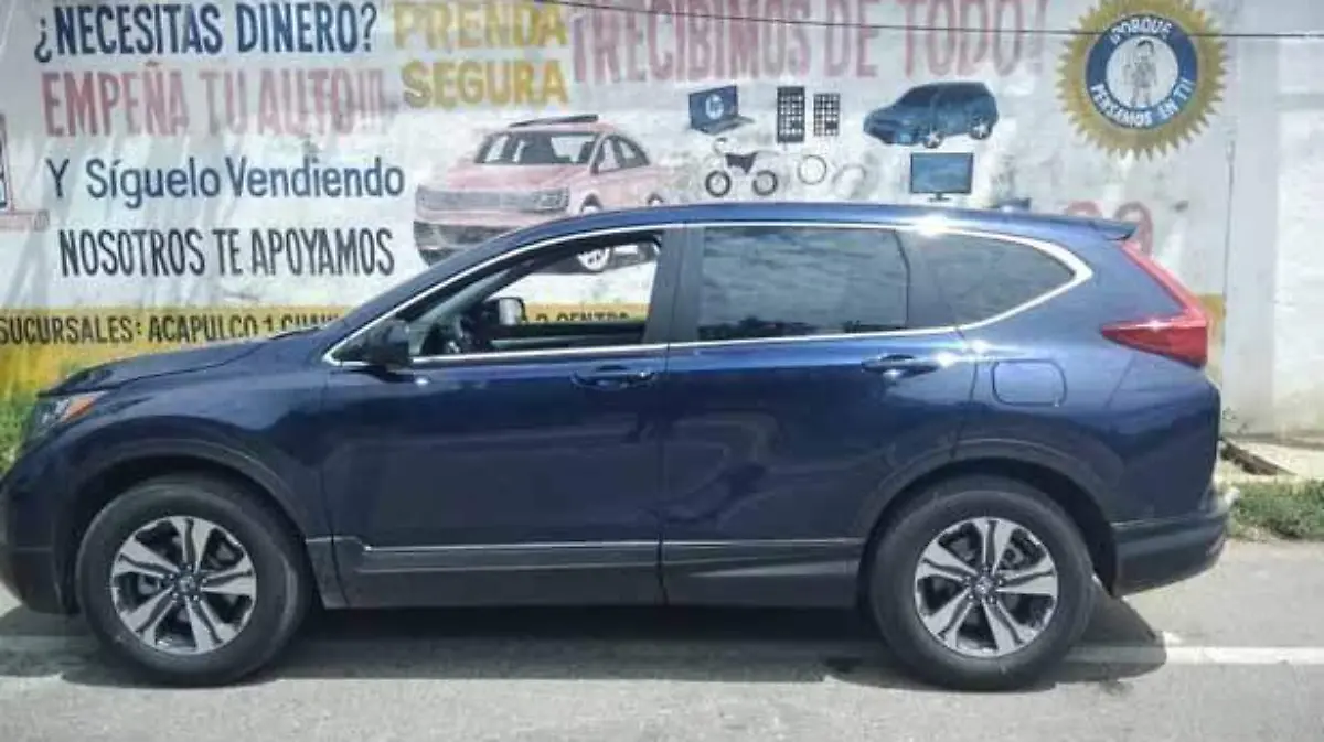 Acapulco - camioneta recuperada con reporte de robo en calzada