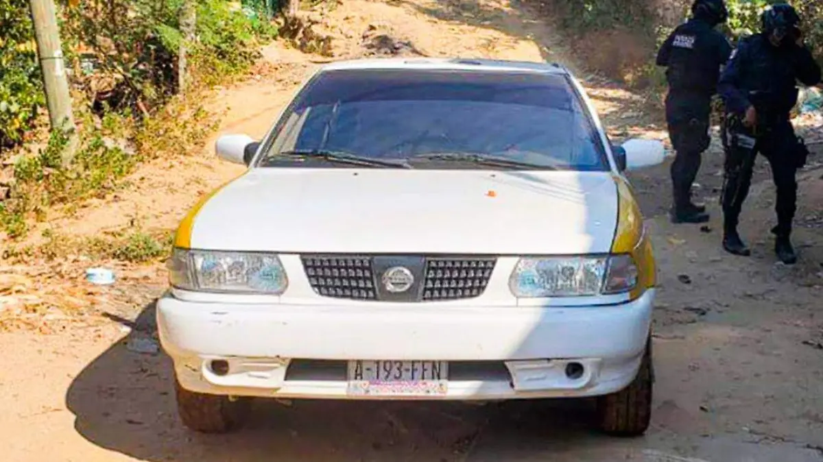 aseguran taxi colectivo
