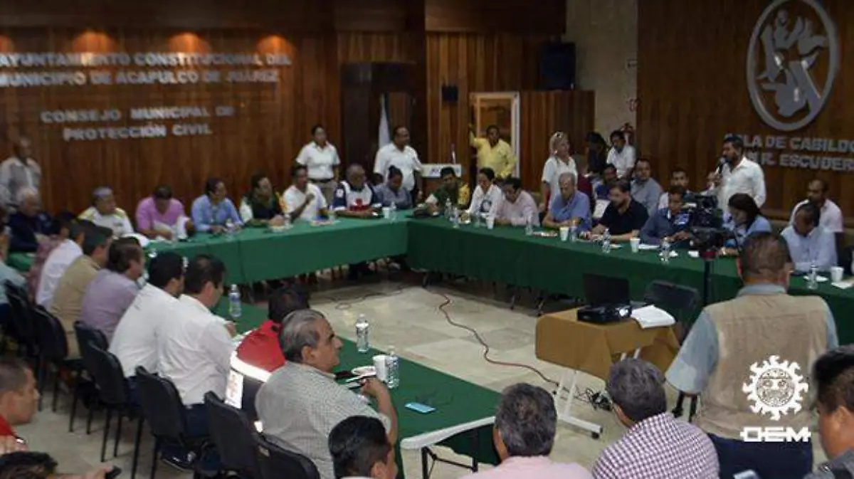 Acapulco - instalan consejo municipal de PC