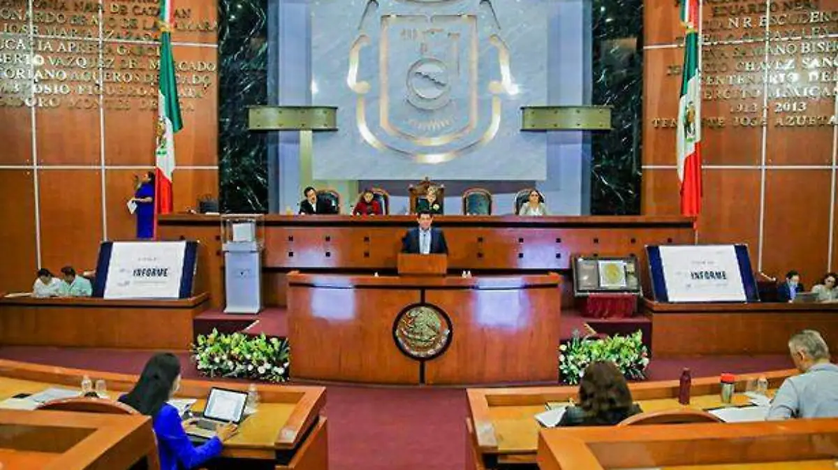 Chilpancingo - comparece titular de sefina en el congreso local
