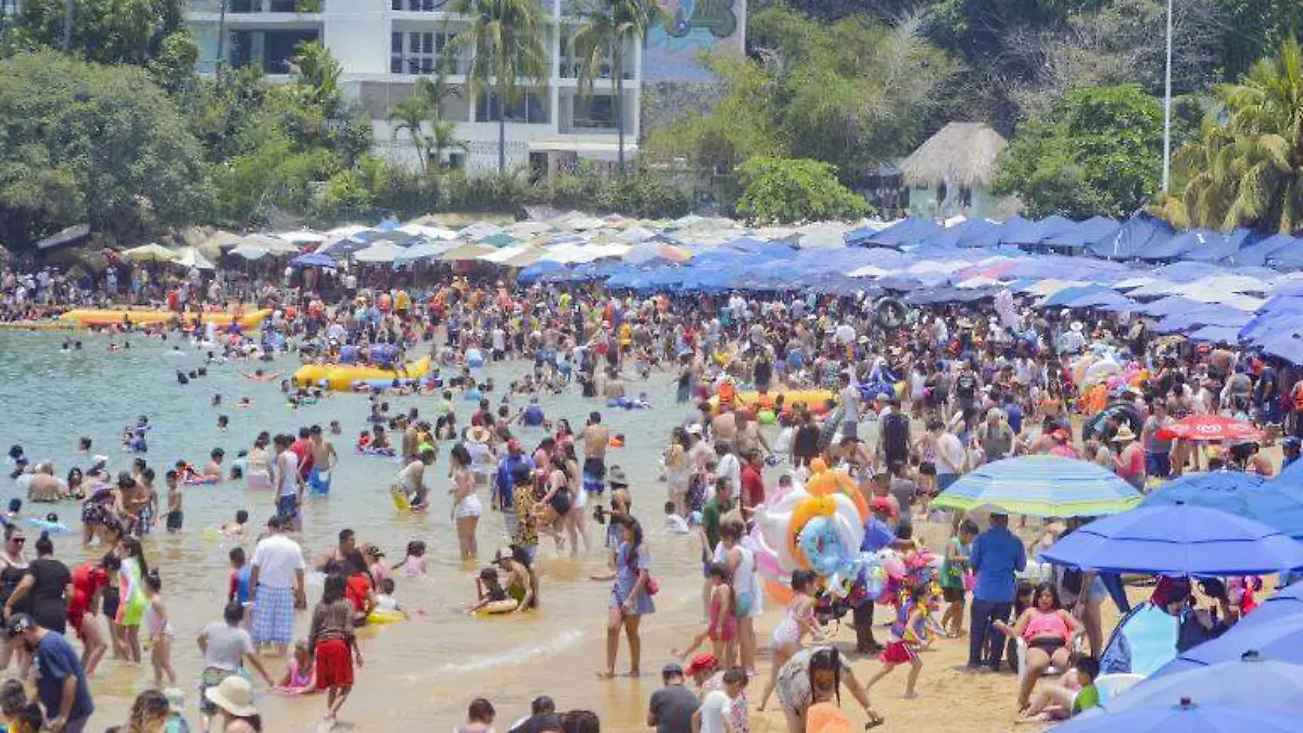 ACapulco - lleno en fin de semana por 10 de mayo
