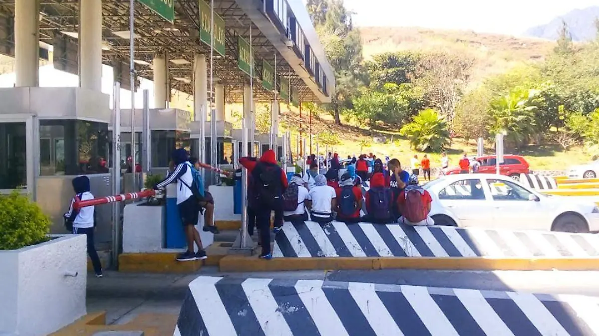 esef toma caseta palo blanco