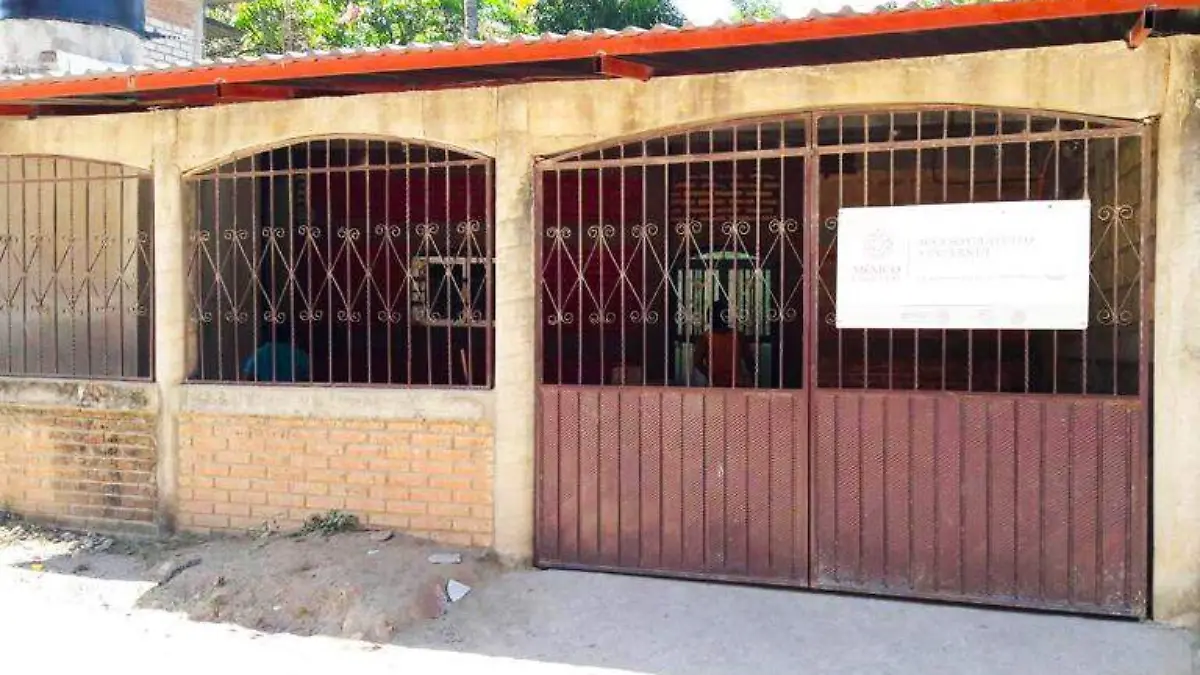 centro de salud azoyú