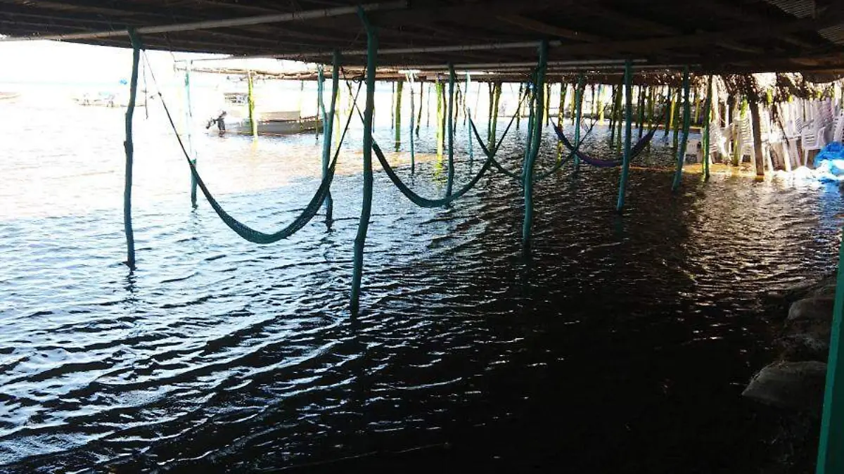Inundada barra potosi