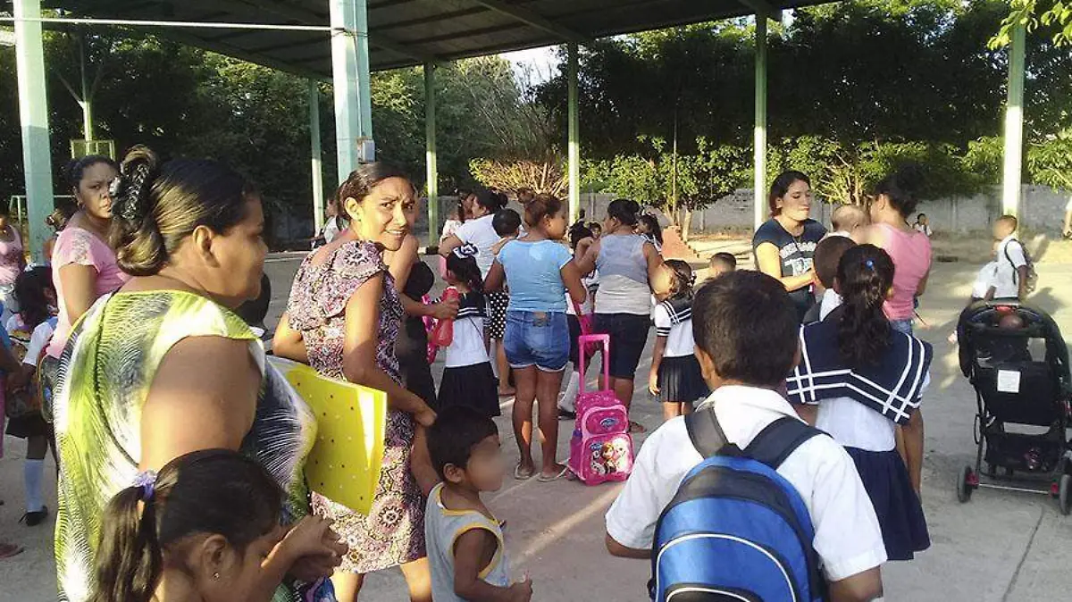 Regreso a clases Costa Chica