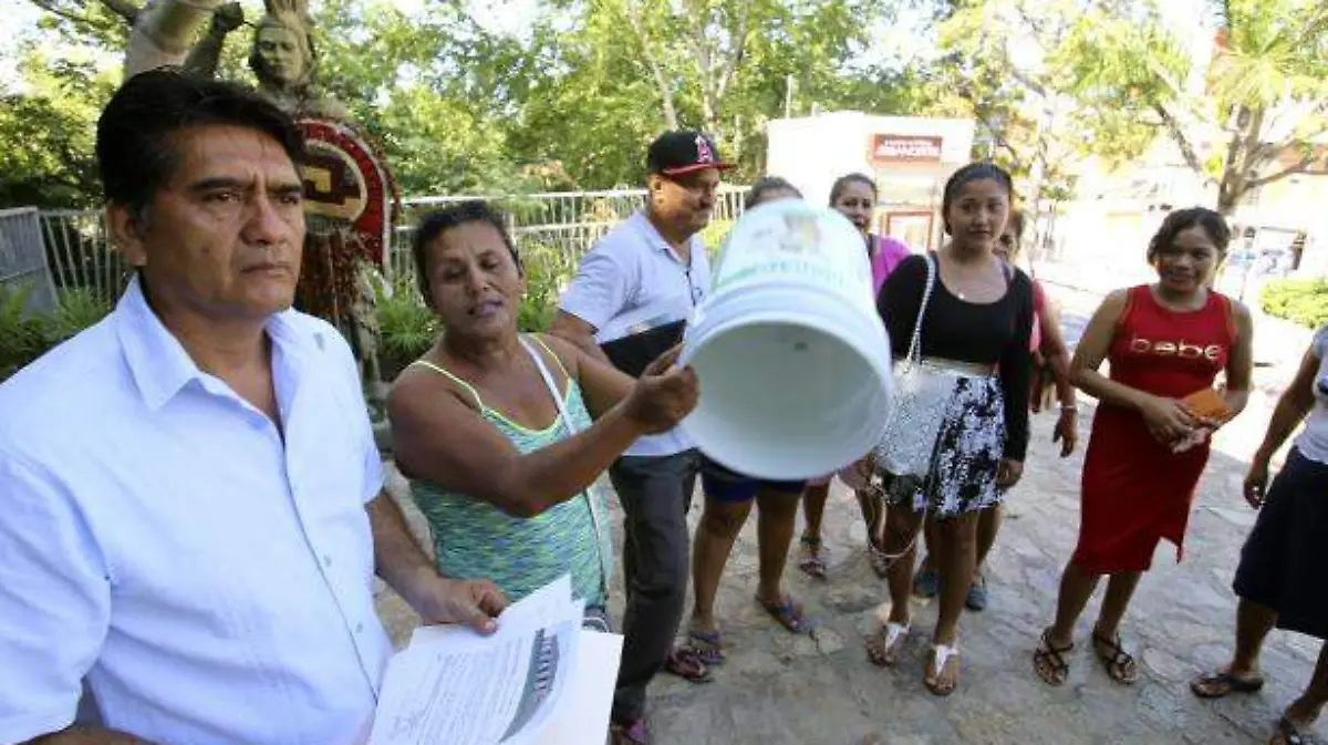 acapulco protesta en ayuntamiento de Acapulco