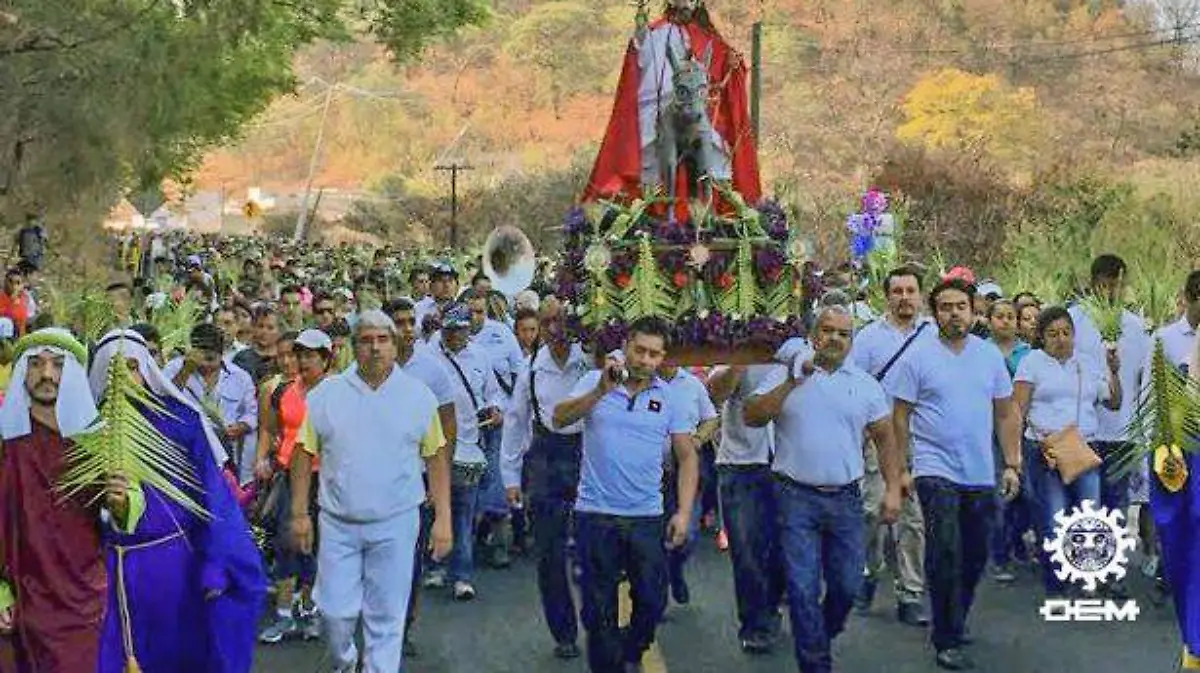 Taxco- Camino en la semana santa en taxco de alarcón