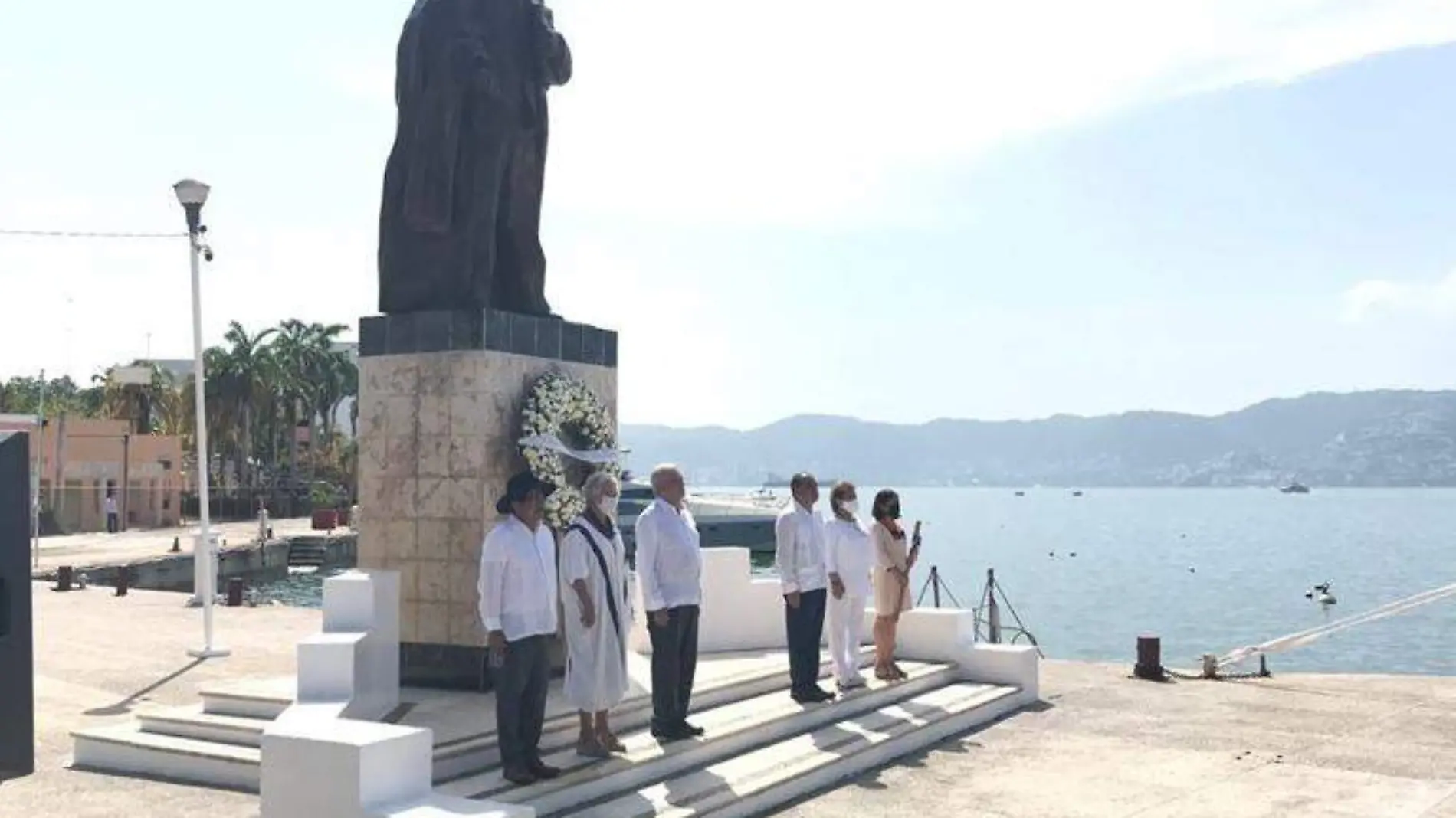 Guardia-honor-andres-manuel-lopez-obrador-benito-juarez-acapulco