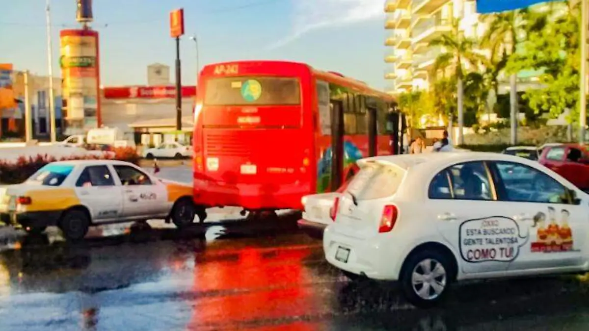 Accidente Costera Miguel Alemán