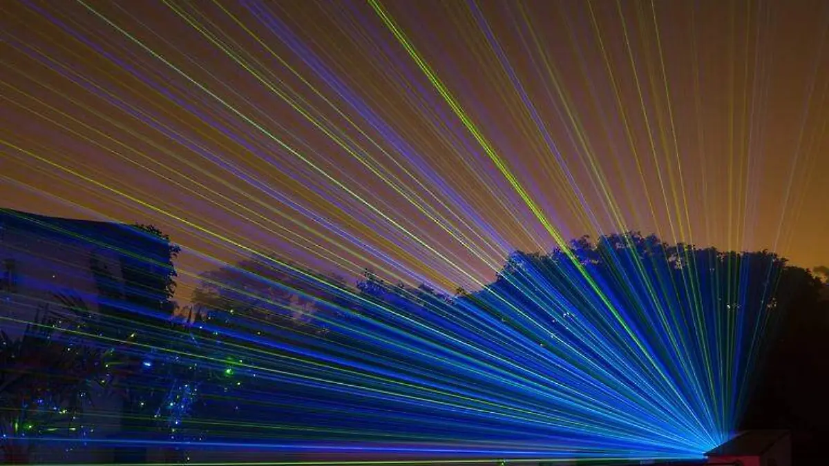 Laser