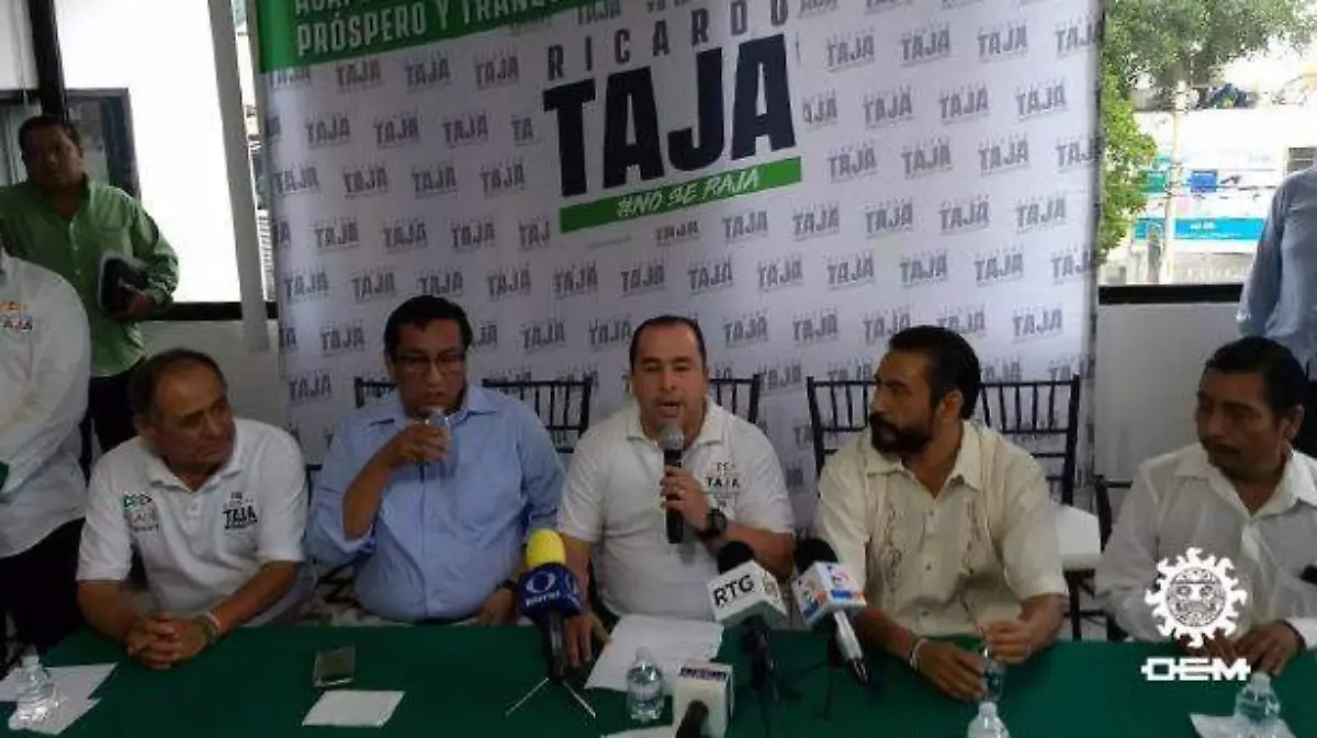 Acapulco - recibe adhesiones ricardo taja